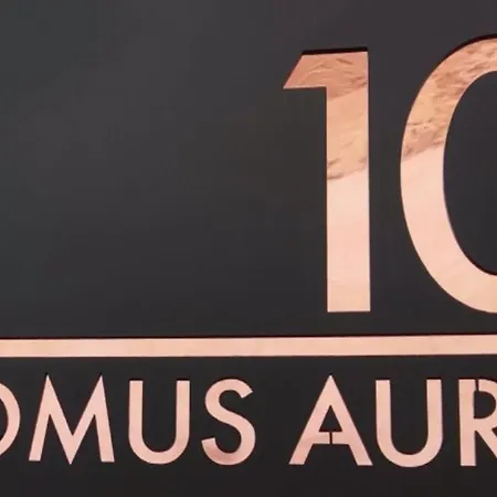 Domus Aura